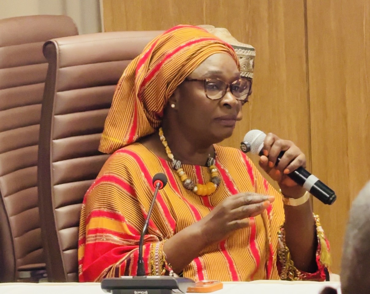 Loi d’amnistie : “pas d’impunité pour les crimes graves”, tranche Yassine Fall