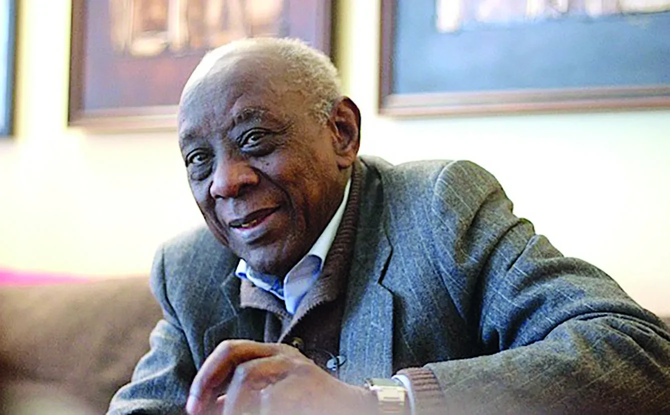 Décès de Cheikh Hamidou Kane : Le Sénégal perd une grande figure des lettres